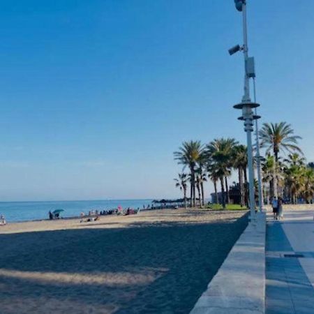 Апартаменты Holidays2Malaga Tomas De Echeverria 150 Mts To Beach & High Speed Wifi & Parking Экстерьер фото