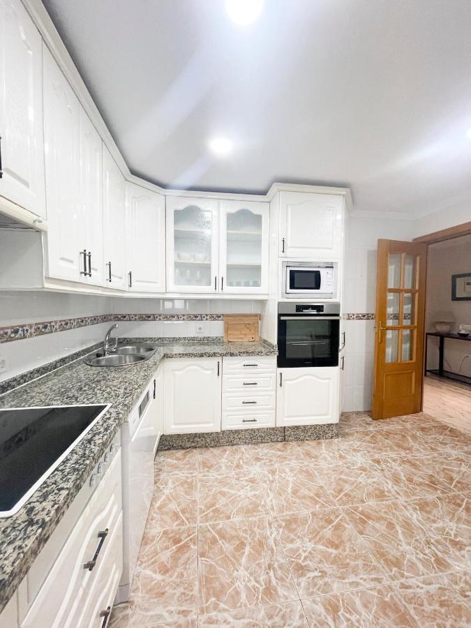 Апартаменты Holidays2Malaga Tomas De Echeverria 150 Mts To Beach & High Speed Wifi & Parking Экстерьер фото